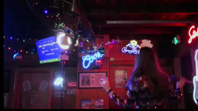 Live Sunday and Wednesday 8-12 Morrison Holiday Bar  on 31-Dec-25-20:07:39